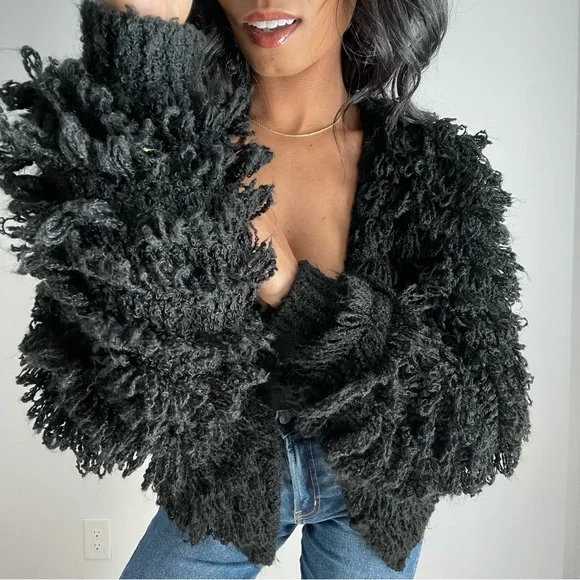 Vintage Large Loop Cardigan - Picture 2 of 13